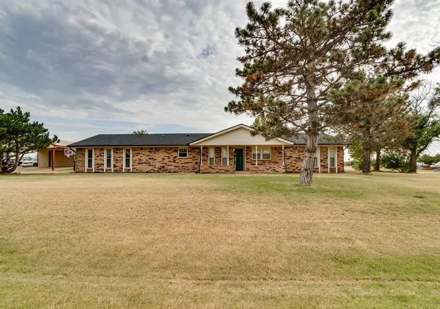 2nd image of 4521 Zella Way Ne, Piedmont, OK 73078 | MLS# 1242433