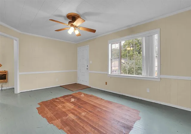 3rd image of 108 Central Dr, Sayre, OK 73662 | MLS# 1242441