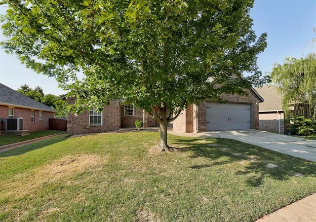 image of 1716 Kamber Ter, Edmond, OK 73003 | MLS# 1242445