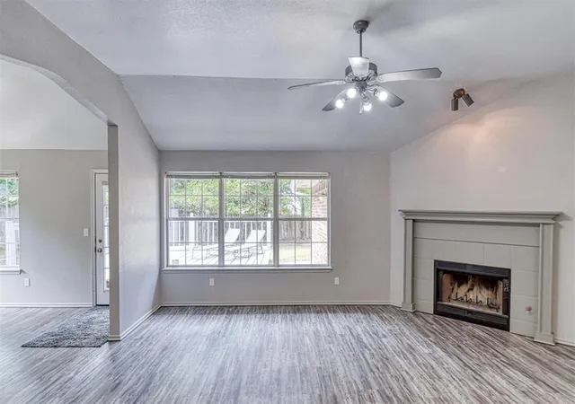 Photo 3 of Sale Pending at 1200 Teakwood Dr, Norman, OK 73071 | MLS# 1242457 | Listing updated on 2026-09-23