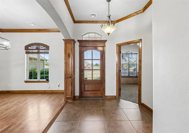 Photo 4 of Single family home for sale at 22982 Crossfield Ct, Edmond, OK 73025 | MLS# 1242460 | Listing updated on 2026-10-02