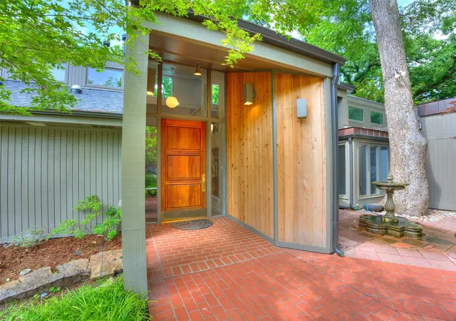 3rd image of 1012 Nottingham Cir, Norman, OK 73072 | MLS# 1242488