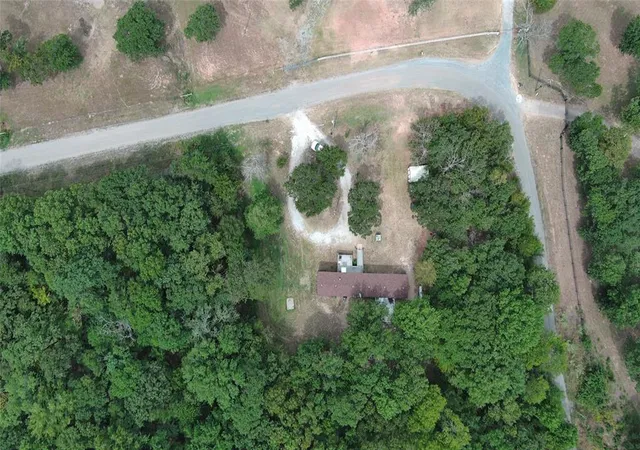 25th image of 35223 E 131 Rd, Maud, OK 74854 | MLS# 1242492