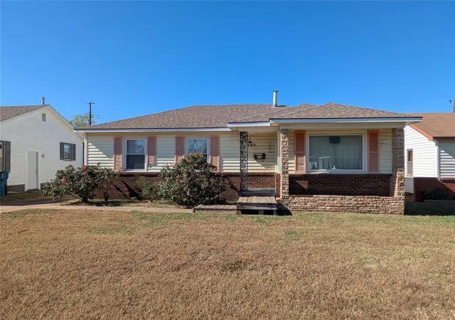 2nd image of 737 E Steed Dr, Oklahoma City, OK 73110 | MLS# 1242493
