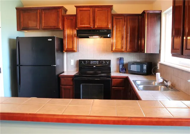 Photo 3 of Single family home for sale at 21206 River Lark Ln, Edmond, OK 73012 | MLS# 1242499 | Listing updated on 2026-08-04