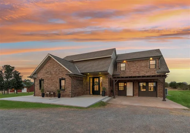 1st image of 1316 Nw Moffat Rd, Piedmont, OK 73078 | MLS# 1242504