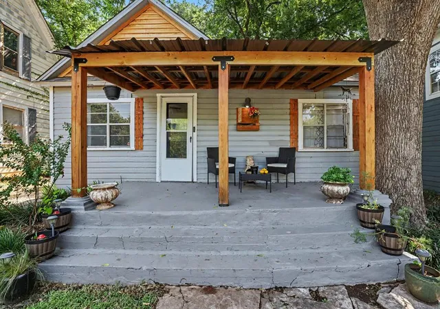 3rd image of 522 N Broad St, Guthrie, OK 73044 | MLS# 1242521