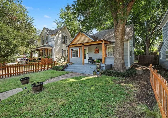 4th image of 522 N Broad St, Guthrie, OK 73044 | MLS# 1242521