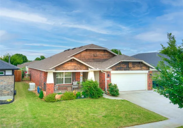 3rd image of 416 Kearny Ln, Yukon, OK 73099 | MLS# 1242525