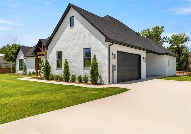 2nd image of 2884 Springridge Rd, Guthrie, OK 73044 | MLS# 1242527