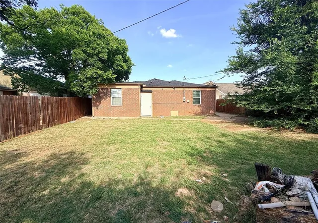 Photo 4 of Single family home for sale at 2135 N Lottie Ave, Oklahoma City, OK 73111 | MLS# 1242535 | Listing updated on 2026-08-26