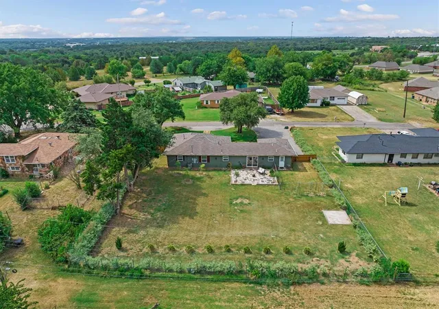 Photo 50 of Single family home for sale at 2108 W Harrison Ave, Guthrie, OK 73044 | MLS# 1242545 | Listing updated on 2026-10-20