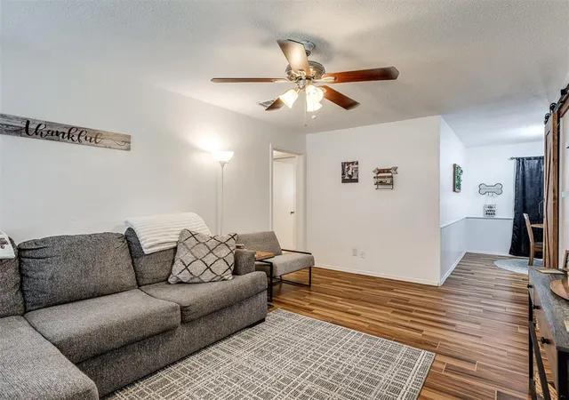 image of 1317 Regency Blvd, Moore, OK 73160 | MLS# 1242564