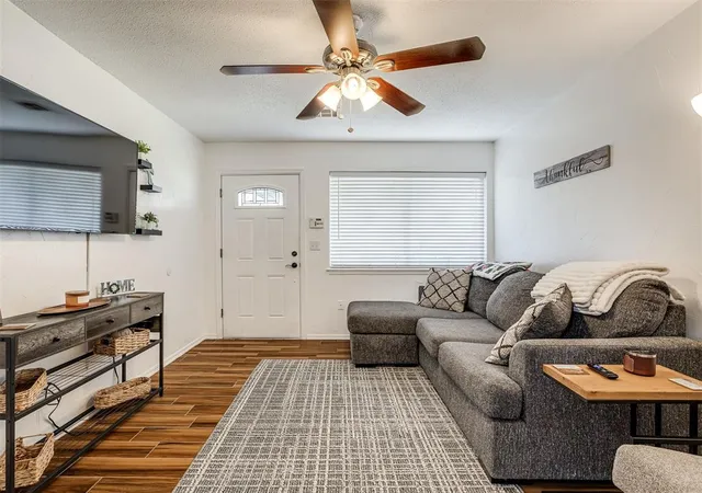 image of 1317 Regency Blvd, Moore, OK 73160 | MLS# 1242564