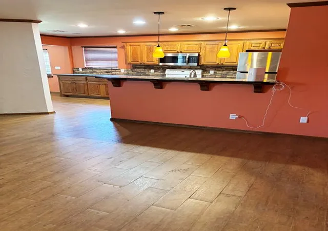 Photo 3 of Sale Pending at 1004 N Eunice Ave, Newcastle, OK 73065 | MLS# 1242584 | Listing updated on 2026-10-08