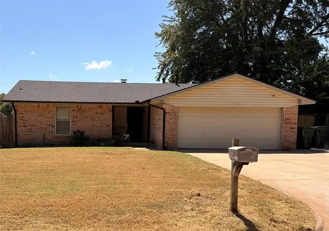 1st image of 214 Shadybrook Pl, Oklahoma City, OK 73110 | MLS# 1242585