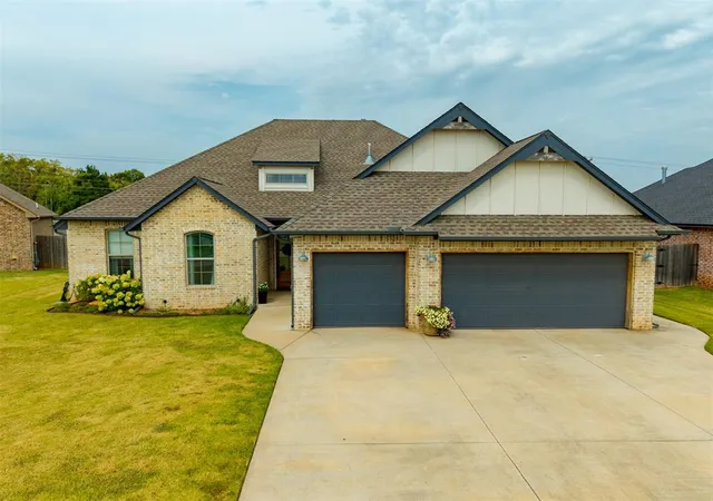 2nd image of 4081 Fox Ridge Rd, Choctaw, OK 73020 | MLS# 1242590