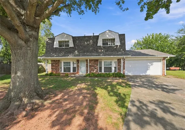 Single family home for sale at 22 Tawana Dr, Shawnee, OK 74804 | MLS# 1242591