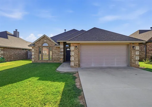 4th image of 407 Nw Granite Ave, Cache, OK 73527 | MLS# 1242592