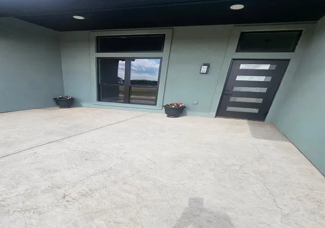 Photo 4 of Sale Pending at 1169 Wolf Crk Dr, Blanchard, OK 73010 | MLS# 1242604 | Listing updated on 2026-08-09