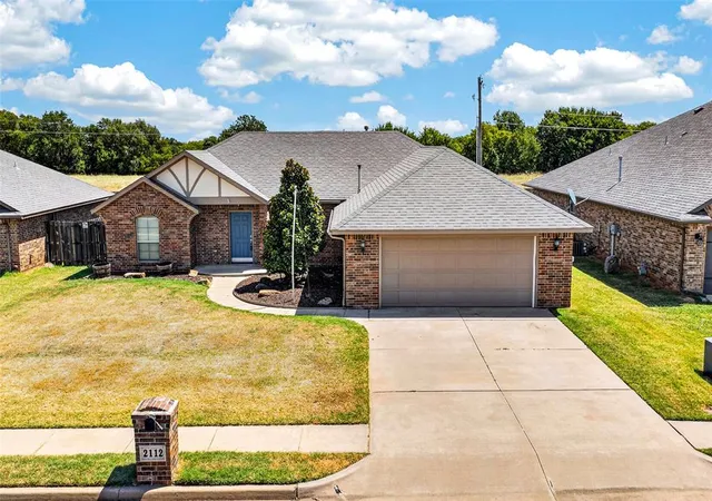 Single family home for sale at 2112 Appalachian Trl, Edmond, OK 73003 | MLS# 1242606