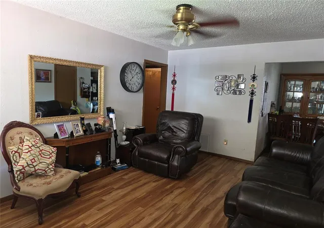 2nd image of 4704 Se 50th St, Oklahoma City, OK 73135 | MLS# 1242609
