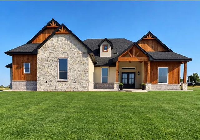 Photo 1 of Single family home for sale at 2434 Wolf Crk Bnd, Blanchard, OK 73010 | MLS# 1242612 | Listing updated on 2026-09-30