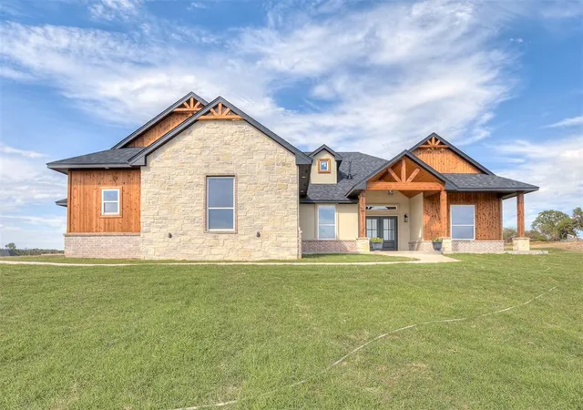 Single family home for sale at 2434 Wolf Crk Bnd, Blanchard, OK 73010 | MLS# 1242612 | Listing updated on 2026-10-23