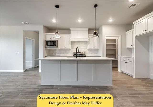 Photo 4 of Single family home for sale at 14317 Village Trl, Piedmont, OK 73078 | MLS# 1242618 | Listing updated on 2026-09-29