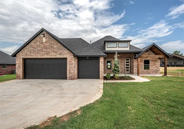 2nd image of 1106 County Street 2958, Tuttle, OK 73089 | MLS# 1242636