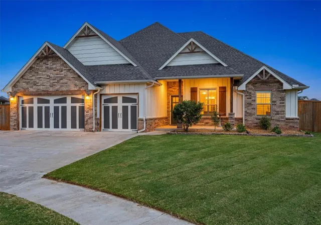 2nd image of 4304 Nw 155th Pl, Edmond, OK 73013 | MLS# 1242637