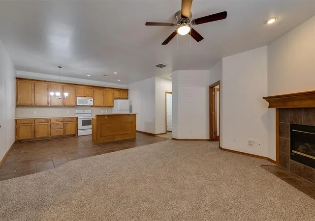5th image of 14 Nw 156Th St #14, Edmond, OK 73013 | MLS# 1242643