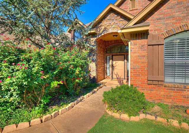 3rd image of 3077 Ridgecrest Dr, Purcell, OK 73080 | MLS# 1242644