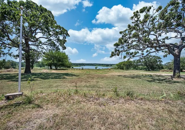 3rd image of 12720 N Hwy 99 Rd, Maud, OK 74854 | MLS# 1242650
