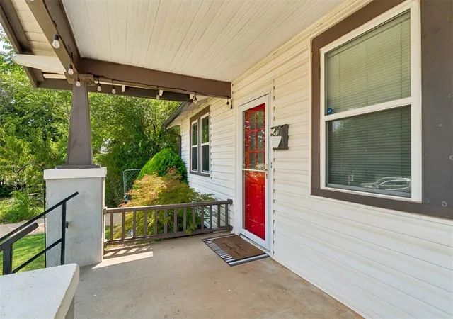 4th image of 1012 W Hill St, Oklahoma City, OK 73118 | MLS# 1242661