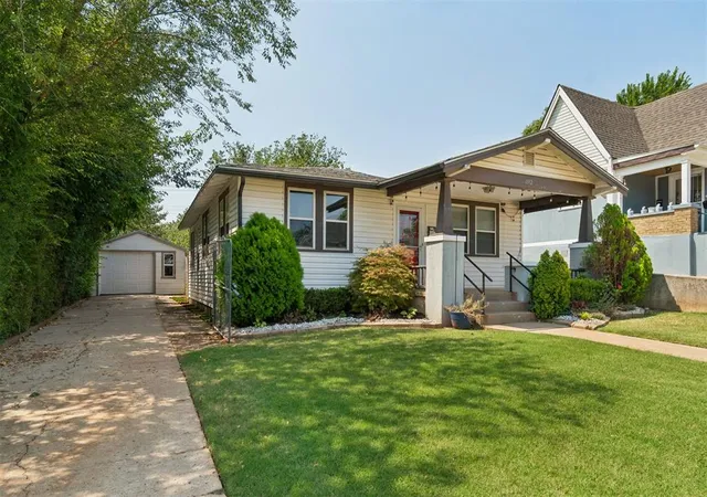 47th image of 1012 W Hill St, Oklahoma City, OK 73118 | MLS# 1242661