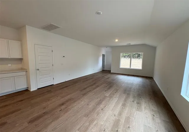 2nd image of 1115 Colt Dr, Guthrie, OK 73044 | MLS# 1242667