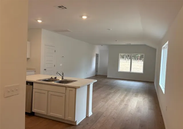 3rd image of 1115 Colt Dr, Guthrie, OK 73044 | MLS# 1242667