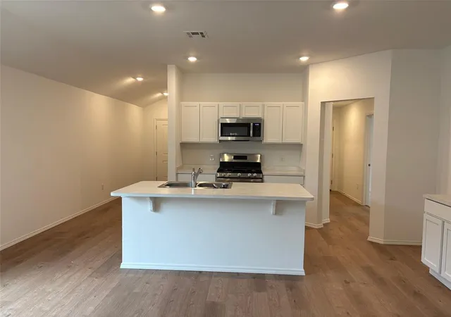 4th image of 1115 Colt Dr, Guthrie, OK 73044 | MLS# 1242667