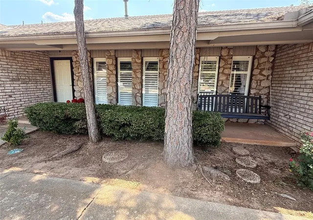 Photo 4 of Single family home for sale at 1616 Crafton Ct, Oklahoma City, OK 73159 | MLS# 1242691 | Listing updated on 2026-09-04