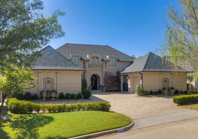 Photo 2 of Single family home for sale at 2404 Nw Grand Cir, Oklahoma City, OK 73116 | MLS# 1242706 | Listing updated on 2026-08-17