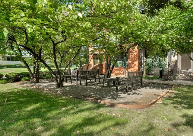 24th image of 301 Ne 4th St #1, Oklahoma City, OK 73104 | MLS# 1242710