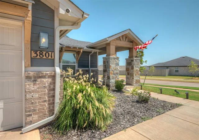 Photo 2 of Single family home for sale at 3801 Cassidy Dr, Norman, OK 73069 | MLS# 1242718 | Listing updated on 2026-09-01
