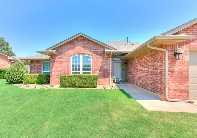 Photo 3 of Sale Pending at 409 Nw 141st Circle, Edmond, OK 73013 | MLS# 1242721 | Listing updated on 2026-08-13