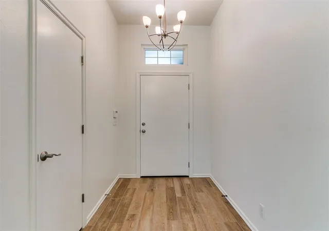 Photo 3 of Sale Pending at 409 NW 141st Circle, Edmond, OK 73013 | MLS# 1242721 | Listing updated on 2026-08-13