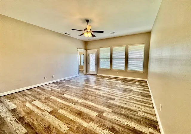 5th image of 1101 Merlin Dr, Norman, OK 73072