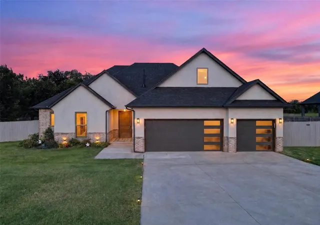 1st image of 2580 Hayfield Wy, Guthrie, OK 73044 | MLS# 1242728