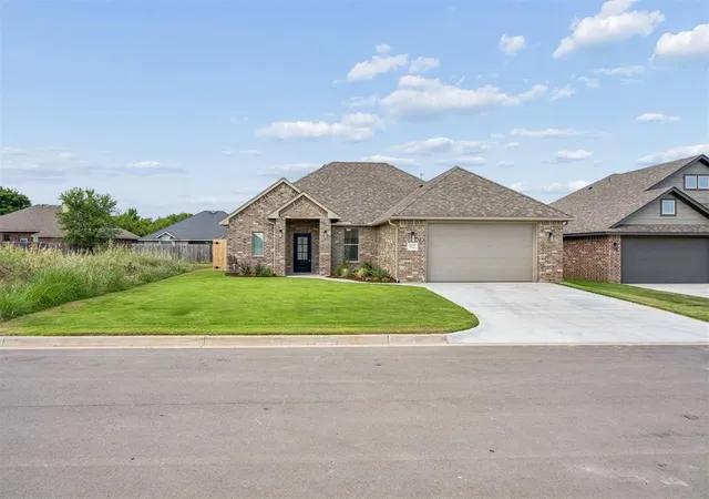 1st image of 209 Nw Pine Ave, Cache, OK 73527 | MLS# 1242730