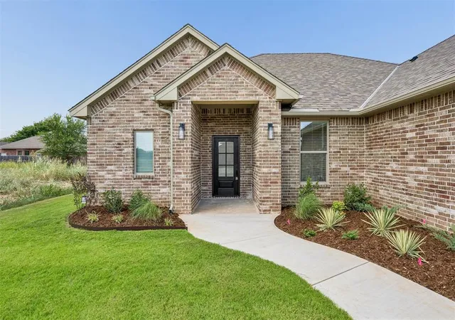 4th image of 209 Nw Pine Ave, Cache, OK 73527 | MLS# 1242730