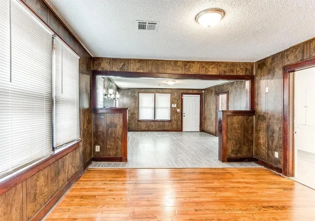 Photo 4 of Single family home for sale at 2221 N Jordan Ave, Oklahoma City, OK 73111 | MLS# 1242743 | Listing updated on 2026-08-05